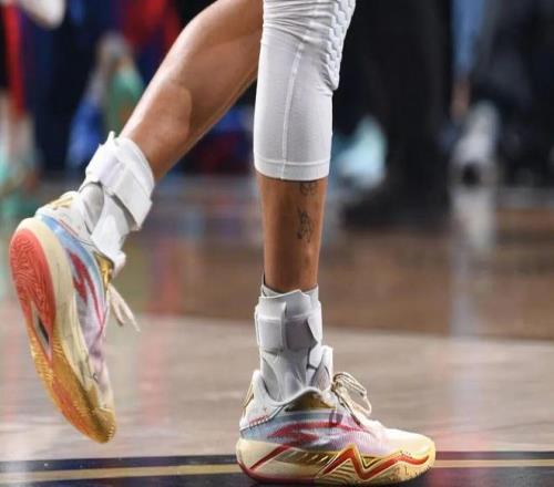 英国反家暴,团体对曼联,球星安东尼,乐鱼体育,乐鱼体育app,乐鱼体育官网,乐鱼体育下载,乐鱼体育在线,乐鱼体育入口